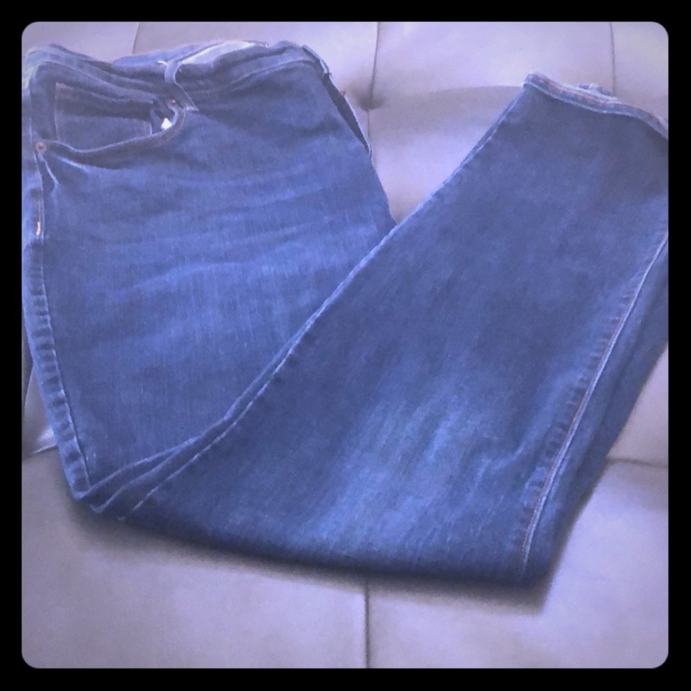 Old Navy Curvy Profile Mid Rise Jeans